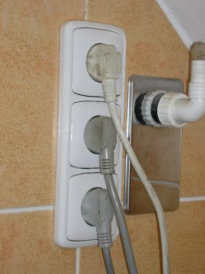 "three-phase" wall outlet