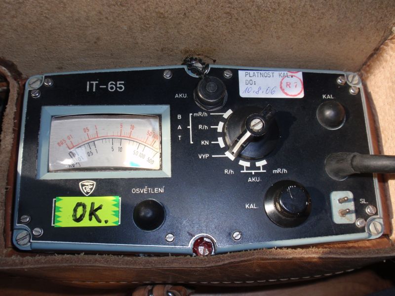 Přední panel radiometru (dozimetru, intenzimetru) IT-65 (IT65). 
