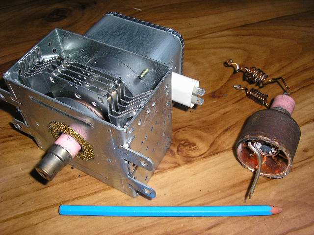erts Geletterdheid Hover Operating magnetron without an oven (building homemade microwave oven)