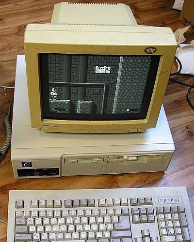historické PC 486 25MHz - electro body