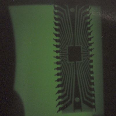 rentgenový snímek integrovaního obvodu DIP40