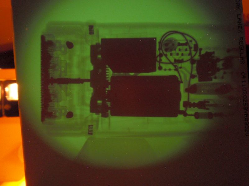 rentgenový snímek holícího strojku